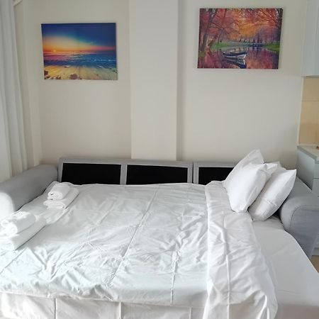 Amazing Loft Skyview Apartment Солун Екстериор снимка