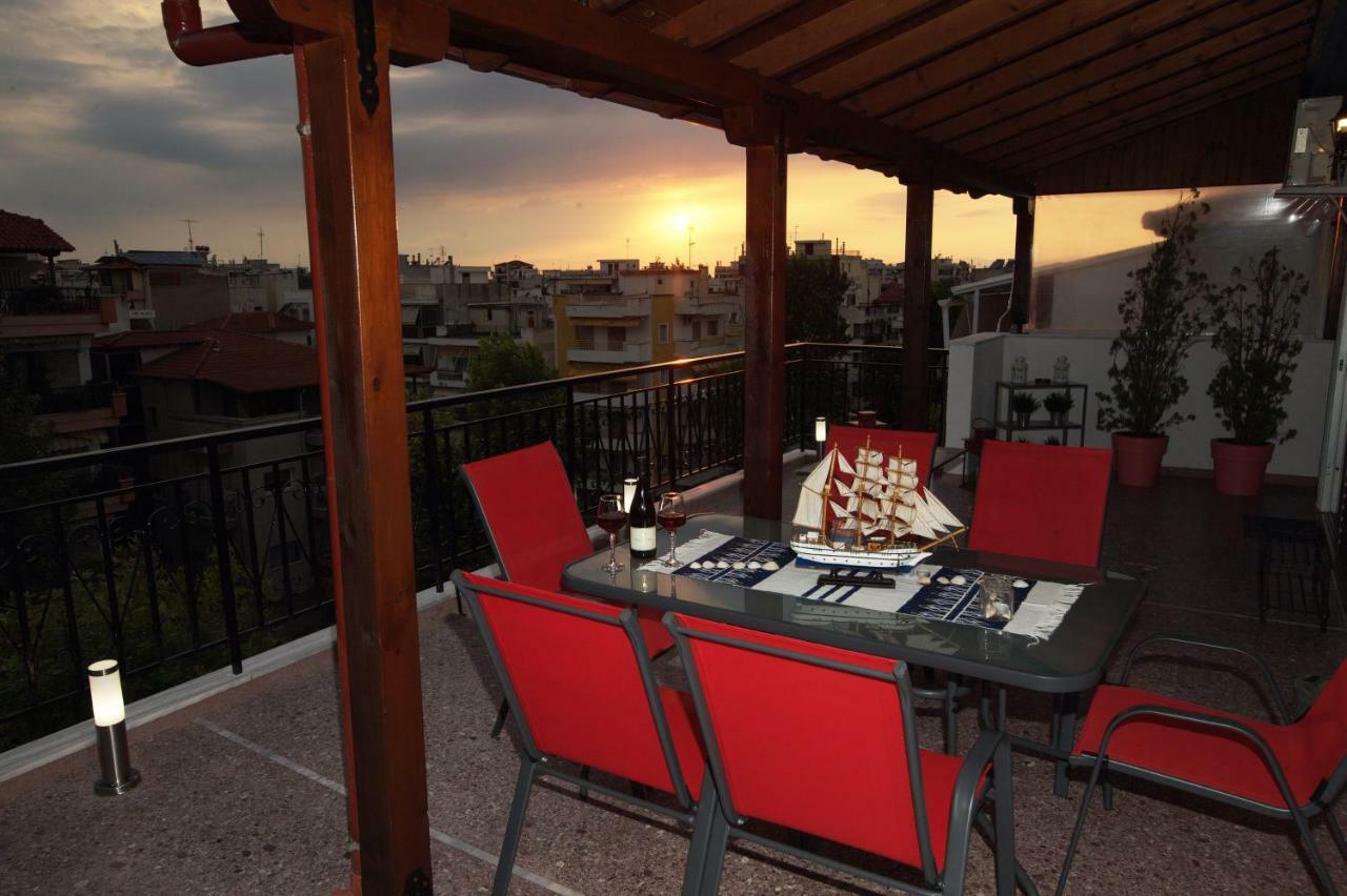 Amazing Loft Skyview Apartment Солун Екстериор снимка